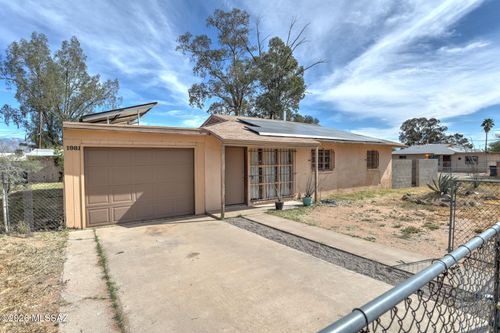 1981 E Fayette Vis, Tucson, AZ, 85713-6504 | Card Image