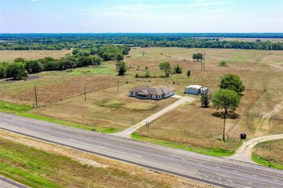 10927 W Us Highway 82, House other with 4 bedrooms, 2 bathrooms and null parking in Savoy TX | Image 1