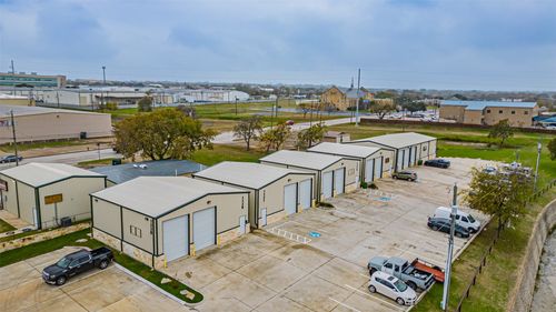 e-132 N Grants Ln, White Settlement, TX, 76108-1960 | Card Image