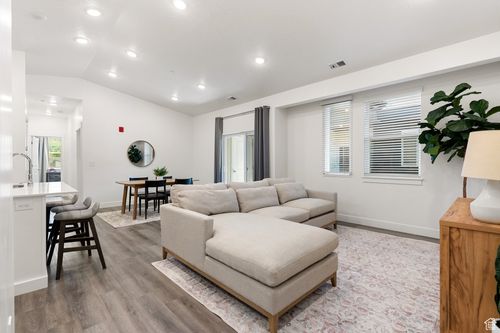 unit-g301-460 W 15 S, Providence, UT, 84332-6131 | Card Image