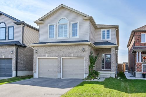 29 Newstead Rd, Paris, ON, N3L0A6 | Card Image