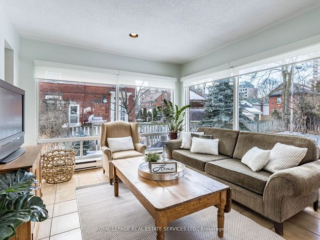 32 Wellington St E, House other with 4 bedrooms, 2 bathrooms and 3 parking in Brampton ON | Image 15