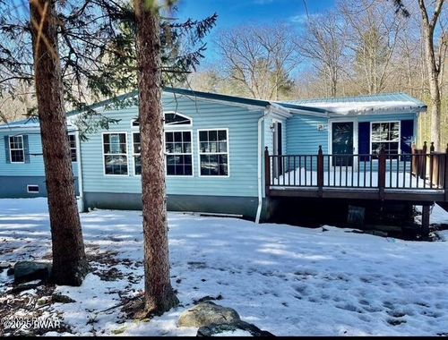 8 Hutchinson Ct, Hawley, PA, 18428-4568 | Card Image