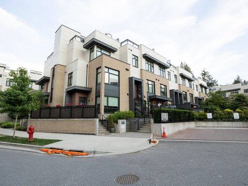 124-2035 Glenaire Dr, North Vancouver, BC, V7P1Y2 | Card Image