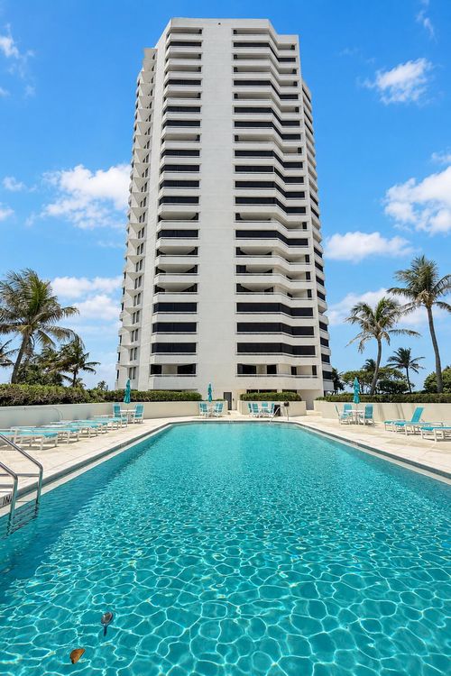 20c-5080 N Ocean Dr, Riviera Beach, FL, 33404-2646 | Card Image