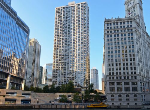 4712-405 N Wabash Ave, Chicago, IL, 60611-5690 | Card Image