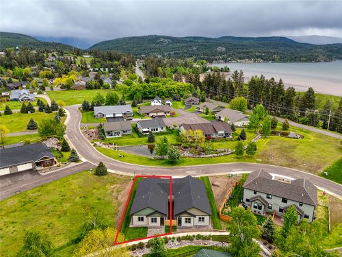 1048 Mill Creek Dr, Bigfork, MT, 59911-3787 | Card Image