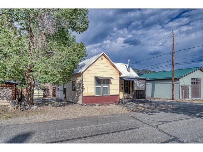 124 E 8 Th St, House other with 2 bedrooms, 1 bathrooms and null parking in Salida CO | Image 10