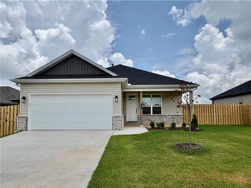 1808 Bugg St, Pea Ridge, AR, 72751-3232 | Card Image