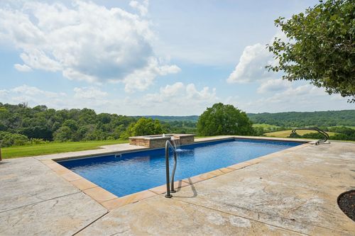 658 Hickory Ridge Rd, Gallatin, TN, 37066-8176 | Card Image