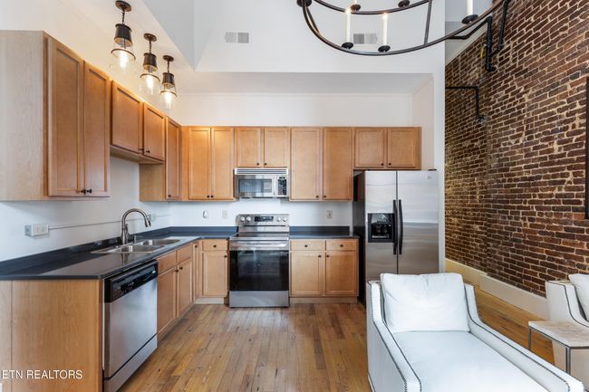 B103 - 122 S Gay St, Condo with 1 bedrooms, 1 bathrooms and null parking in Knoxville TN | Image 6
