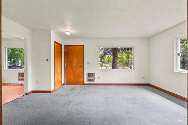 206 E 2 Nd Ave, House other with 2 bedrooms, 2 bathrooms and 1 parking in Clark Fork ID | Image 9