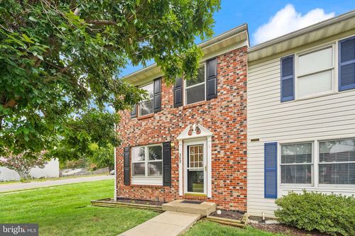 369 Nansemond St Se, Leesburg, VA, 20175-4079 | Card Image