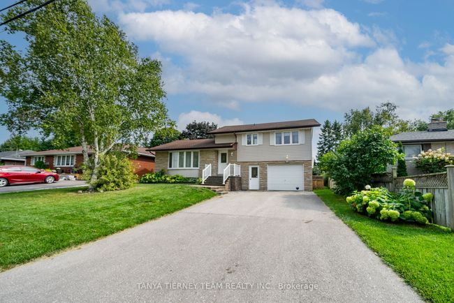 378 Major St, House other with 3 bedrooms, 2 bathrooms and 4 parking in Port Perry ON | Image 4