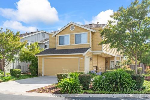 777 Erie Cir, Milpitas, CA, 95035-3552 | Card Image