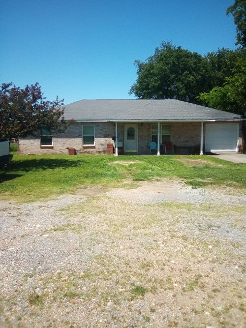 1387 Choctaw Ln, Westville, OK, 74965-6116 | Card Image