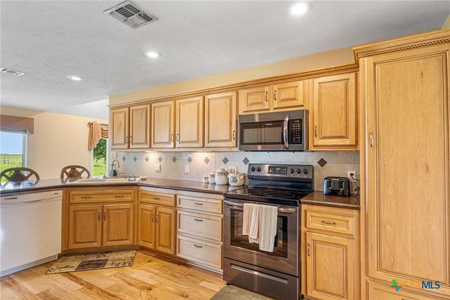 444 E Maxwell Ditch Rd, House other with 3 bedrooms, 2 bathrooms and null parking in Port Lavaca TX | Image 31