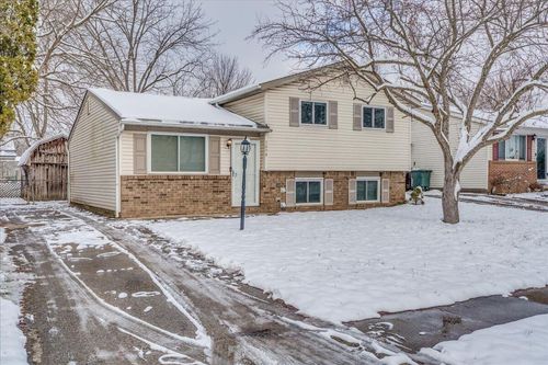 3098 Bennington Ave, Columbus, OH, 43231-6049 | Card Image