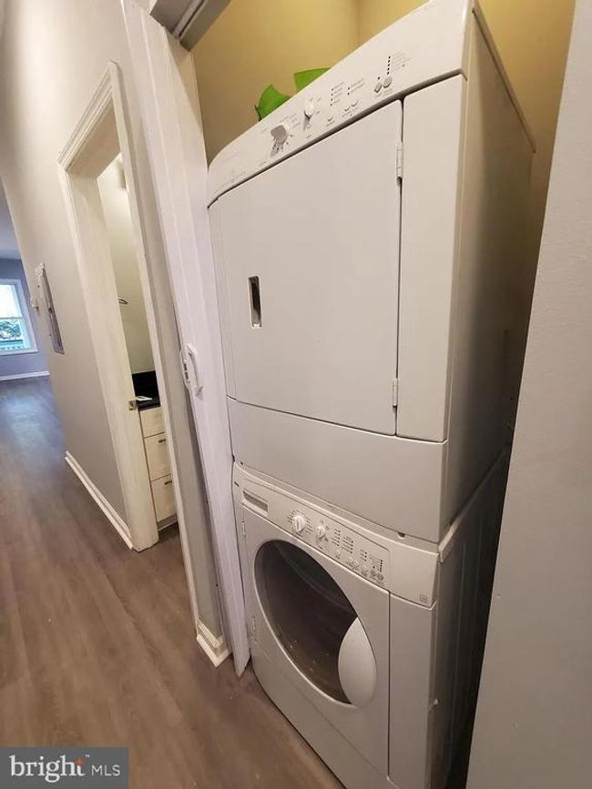 APT-4 - 102 Ridgway St, Condo with 2 bedrooms, 1 bathrooms and null parking in MOUNT HOLLY NJ | Image 5