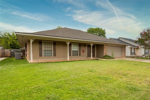 419 Highland Dr, Bossier City, LA, 71111-2206 | Card Image