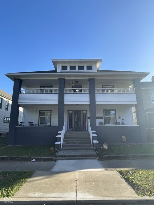 4-129 W Hendricks St, Shelbyville, IN, 46176-2052 | Card Image