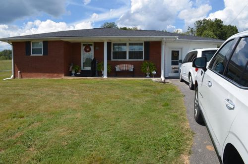 3648 Highway 3630, Annville, KY, 40402-8102 | Card Image