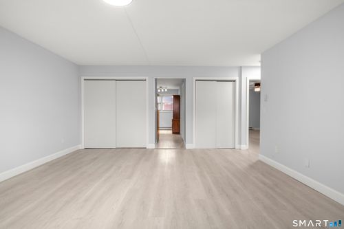 apt-d2-161 W Spring St, West Haven, CT, 06516-3353 | Card Image