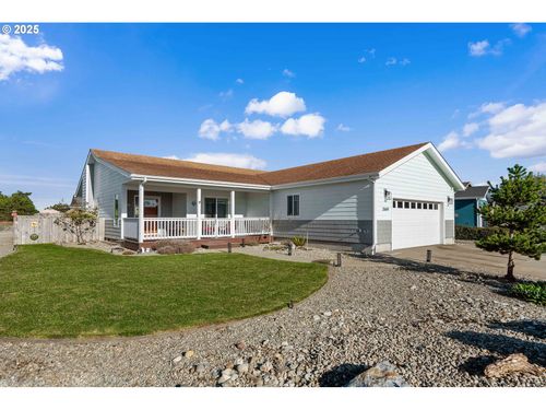 2669 Cedar Loop Dr, Bandon, OR, 97411-8894 | Card Image