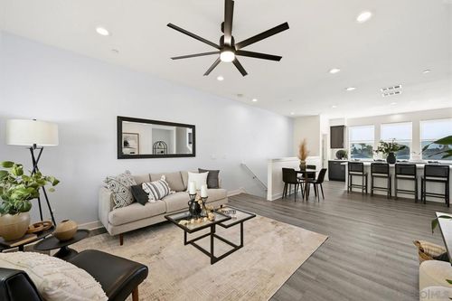 748 Shoreline Rd, Chula Vista, CA, 91910-1433 | Card Image