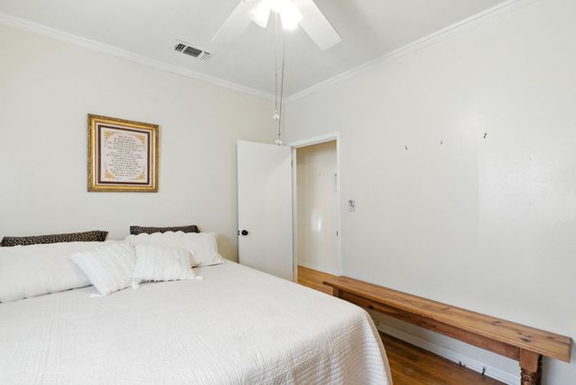 1111 W 8 Th St, House other with 3 bedrooms, 3 bathrooms and null parking in Cisco TX | Image 22