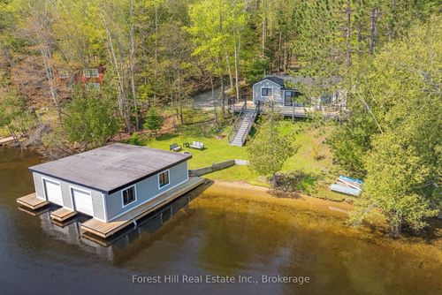1017 White Pine Road, Lake Of Bays, ON, P1H2J3 | Card Image