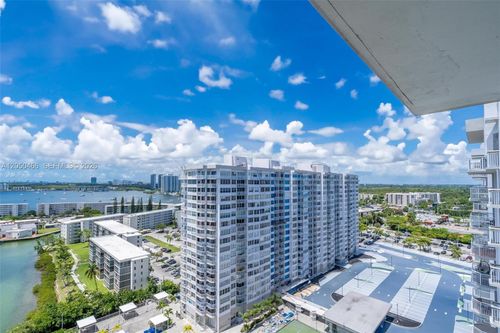 1903-18081 Biscayne Blvd, Aventura, FL, 33160-2526 | Card Image
