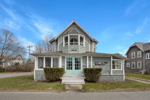 35 Tuckernuck Ave, Oak Bluffs, MA, 02557-1400 | Card Image