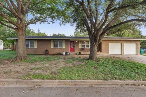 703 W Elizabeth Dr, Robinson, TX, 76706-4912 | Card Image