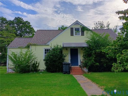 208 Jacquelyn Dr, Portsmouth, VA, 23701-1440 | Card Image