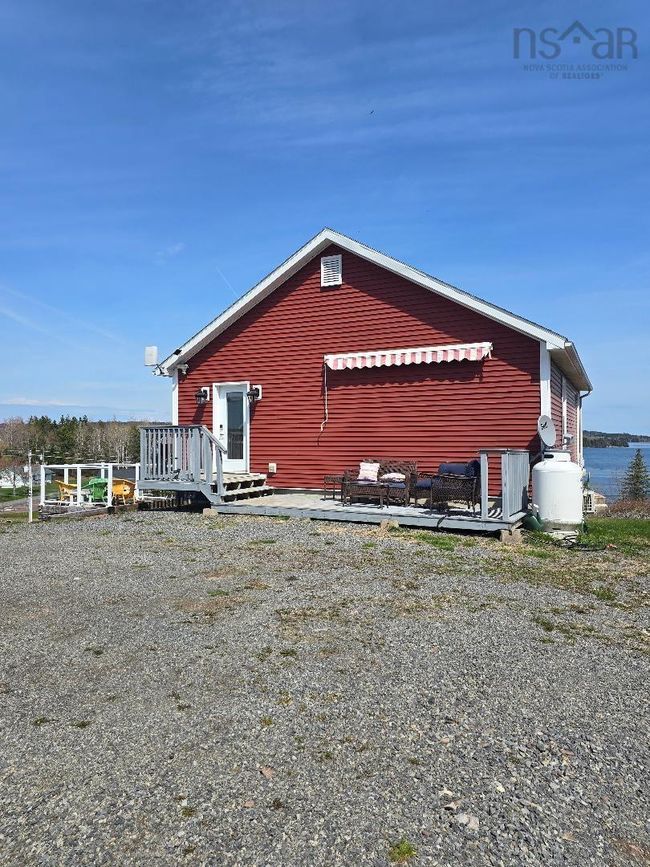 10471 Highway 16, House other with 2 bedrooms, 3 bathrooms and null parking in Guysborough NS | Image 14