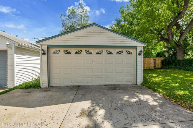 136 Alice Ave, House other with 4 bedrooms, 2 bathrooms and null parking in Bloomfield Township MI | Image 27