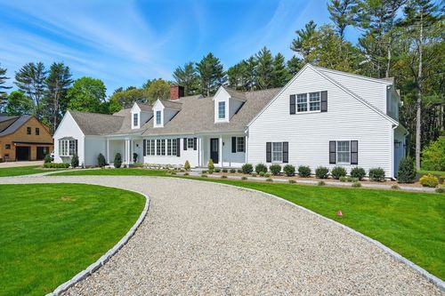 25 Hawthorn Hl, Duxbury, MA, 02332-3945 | Card Image