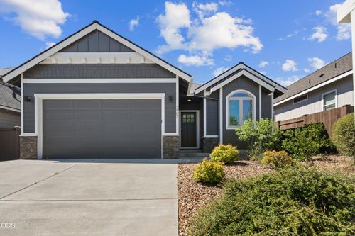 2967 Ne Marea Dr, Bend, OR, 97701-7002 | Card Image