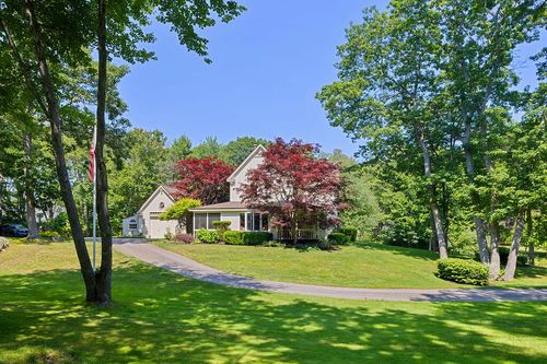 23 Elizabethan Dr, Kennebunkport, ME, 04046-6516 | Card Image