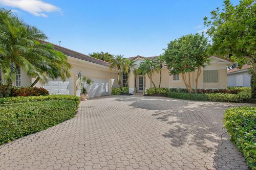 8784 Lakes Blvd, West Palm Beach, FL, 33412-1548 | Card Image