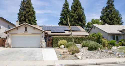 8608 Spanish Bay Drive, Bakersfield, CA, 93312 | Card Image
