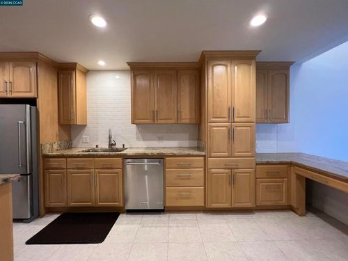 apt-66-2562 Walnut Blvd, Walnut Creek, CA, 94596-4246 | Card Image
