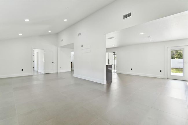 26728 Hickory Loop, House other with 3 bedrooms, 2 bathrooms and null parking in LUTZ FL | Image 27