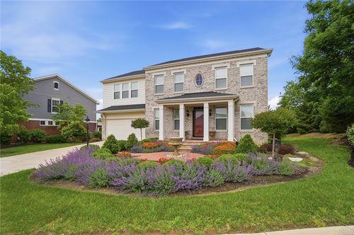 490 Clearsprings Dr, Springboro, OH, 45066-5604 | Card Image