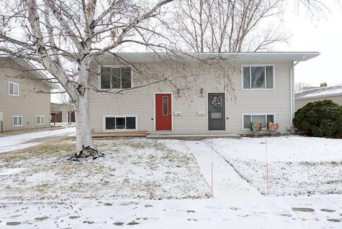 2366 20th Ave S, Fargo, ND, 58103-4722 | Card Image