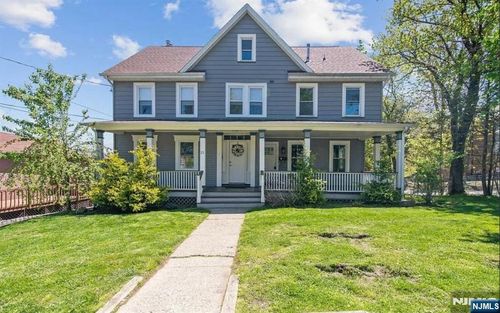 15 Prospect St, Verona, NJ, 07044-1507 | Card Image