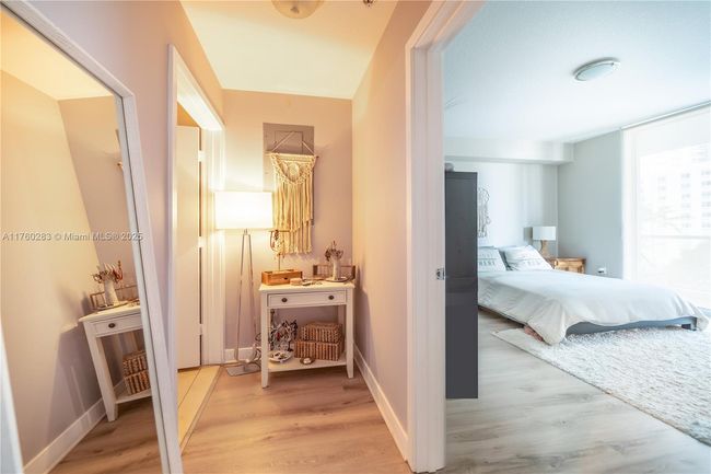 1115-N - 1111 Sw 1 St Ave, Condo with 1 bedrooms, 1 bathrooms and null parking in Miami FL | Image 15