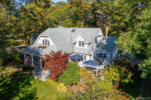 3600 Rocky Point Rd, East Marion, NY, 11939-1131 | Card Image