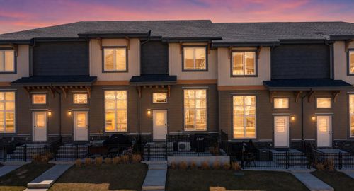 241 Auburn Meadows Dr Se, Calgary, AB, T3M2S1 | Card Image